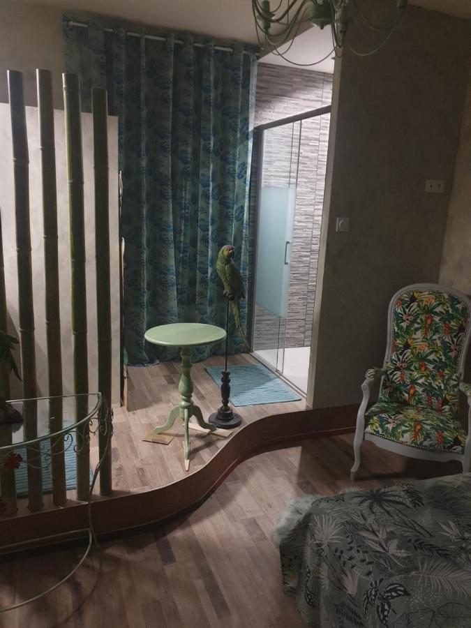 La Maison Porte Bonheur Chantelle Esterno foto