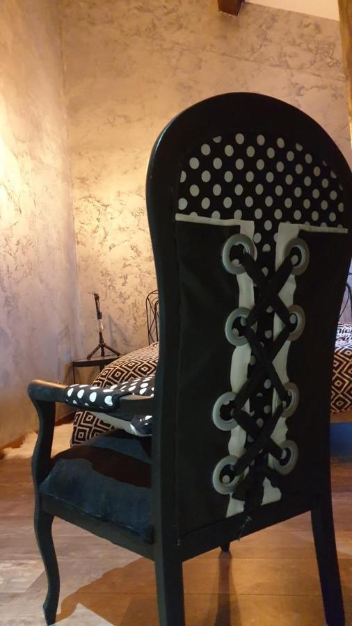 La Maison Porte Bonheur Chantelle Esterno foto